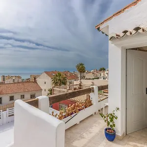 apartamento-nuevo-y-moderno.hotelsinnerja.org/